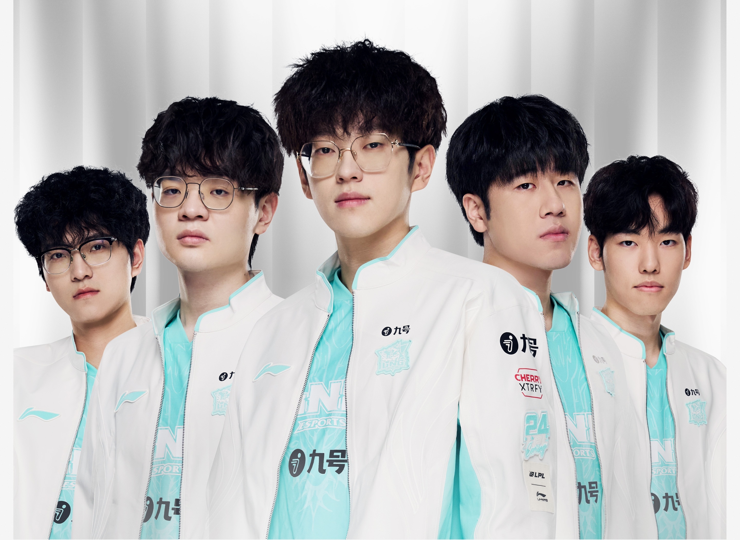 LPL小组赛落幕,强队悉数晋级 LPL小组赛落幕,强队悉数晋级