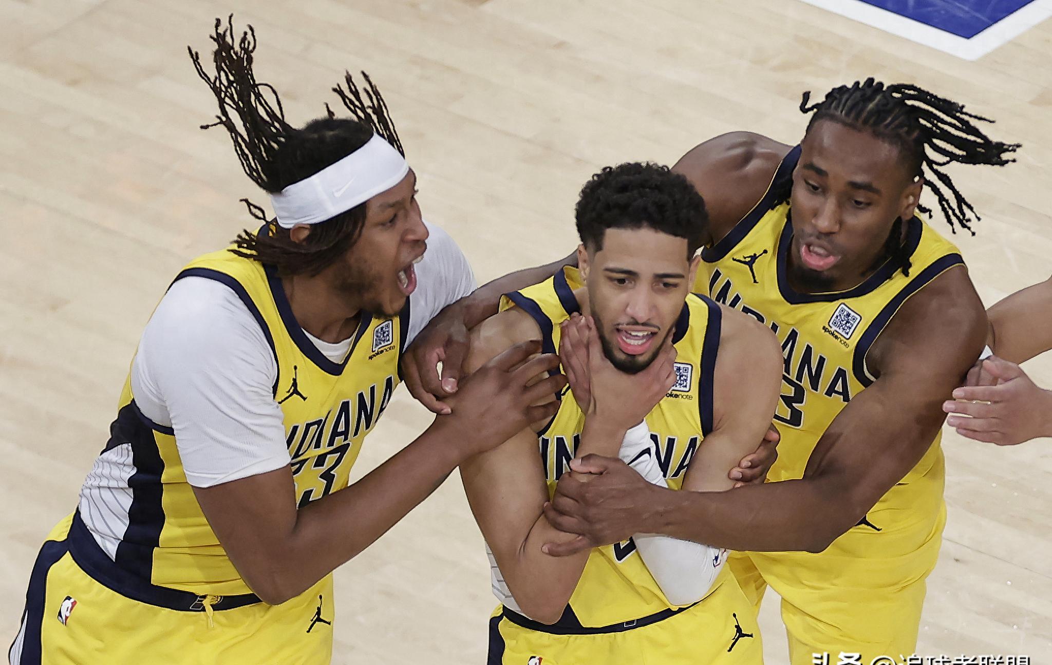 爱游戏入口-步行者翻盘尼克斯，字母哥扛起全队