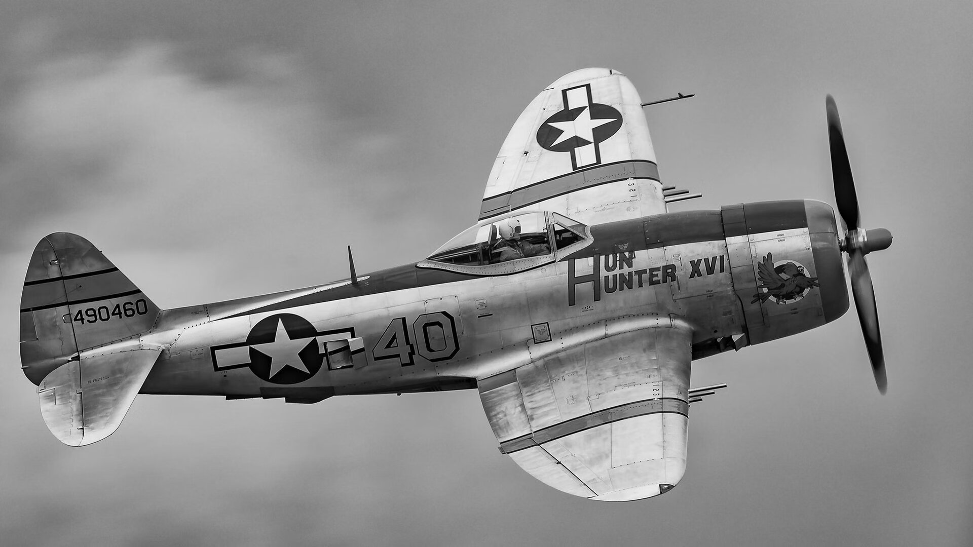 爱游戏APP-双线奇迹，悬崖边的翻盘与高光下的羽翼