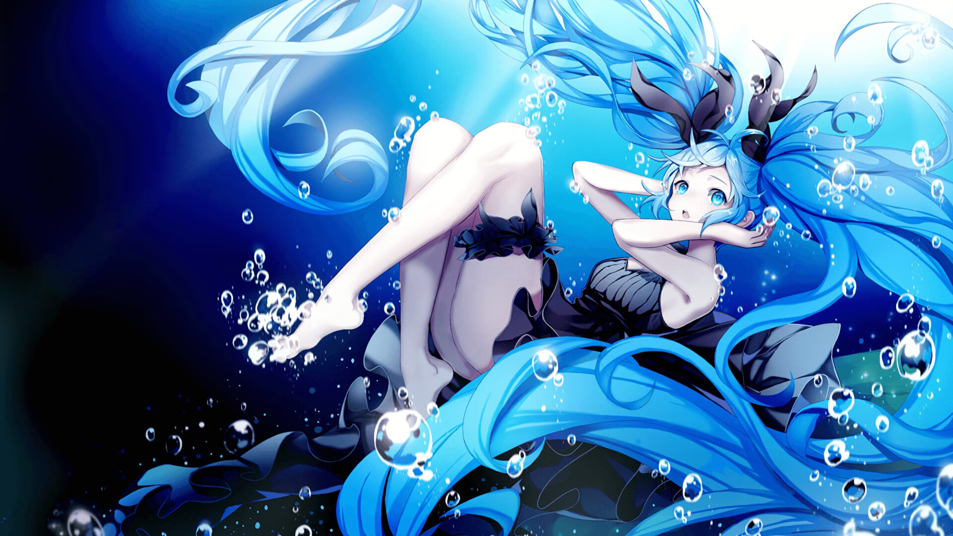 当黄色潜水艇驶向多瑙河，富安健洋的爆发与一场定义唯一的较量