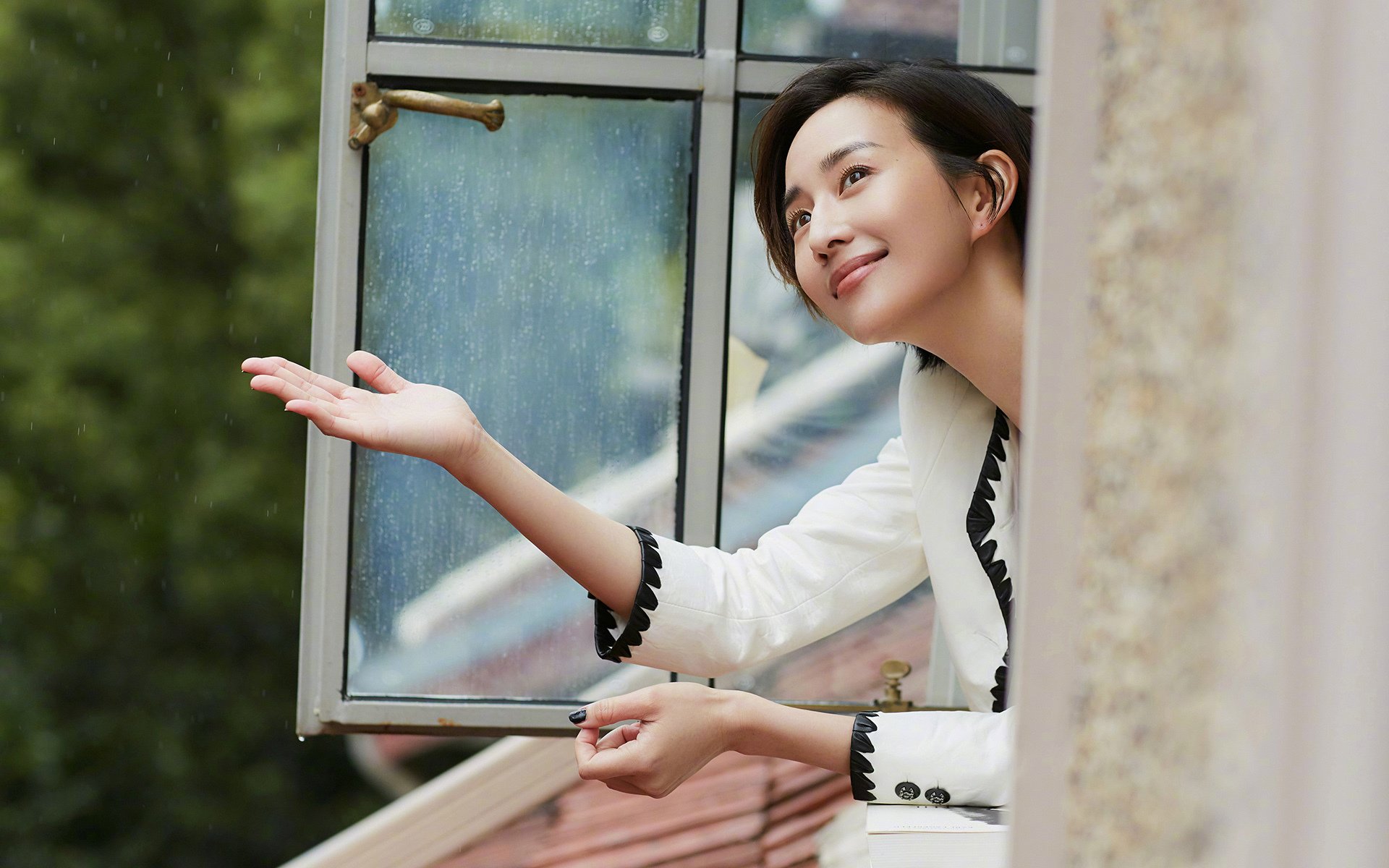 战术纪律与个体爆发，切尔西压制与巴斯托尼接管背后的竞技智慧