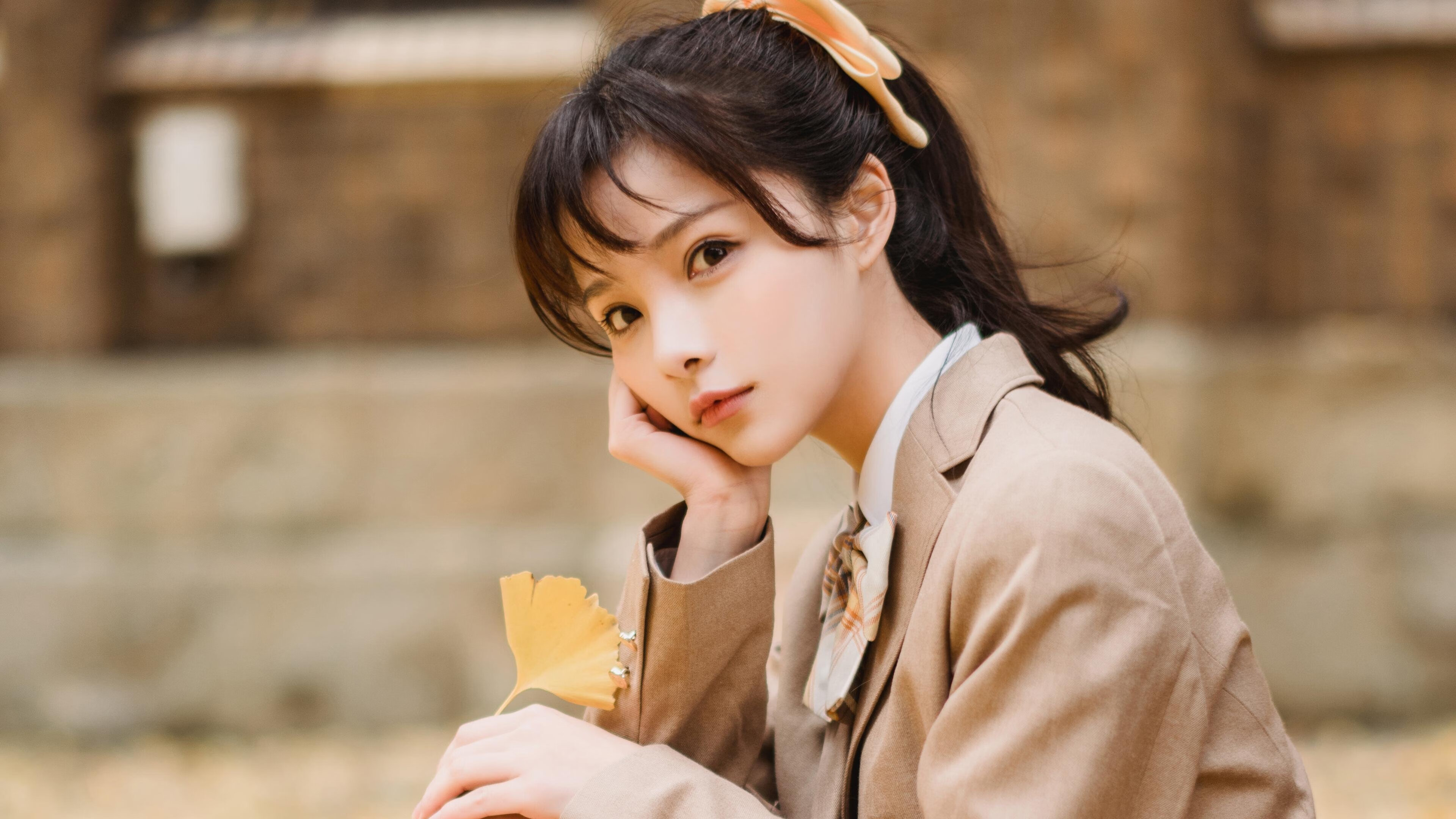 爱游戏入口-跨国篮球教科书，莫兰特在浙江队对阵雄鹿的虚拟交锋中定义新世代控卫