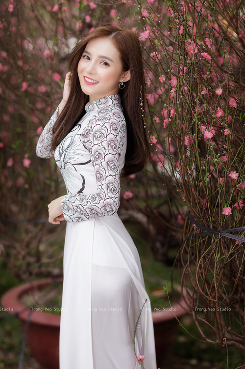 曼谷奇迹夜，当鱼腩撕碎欧洲红魔，足球唯一性的终极诠释
